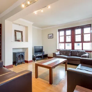 2 Bedroom By Leith's Shore United Kingdom